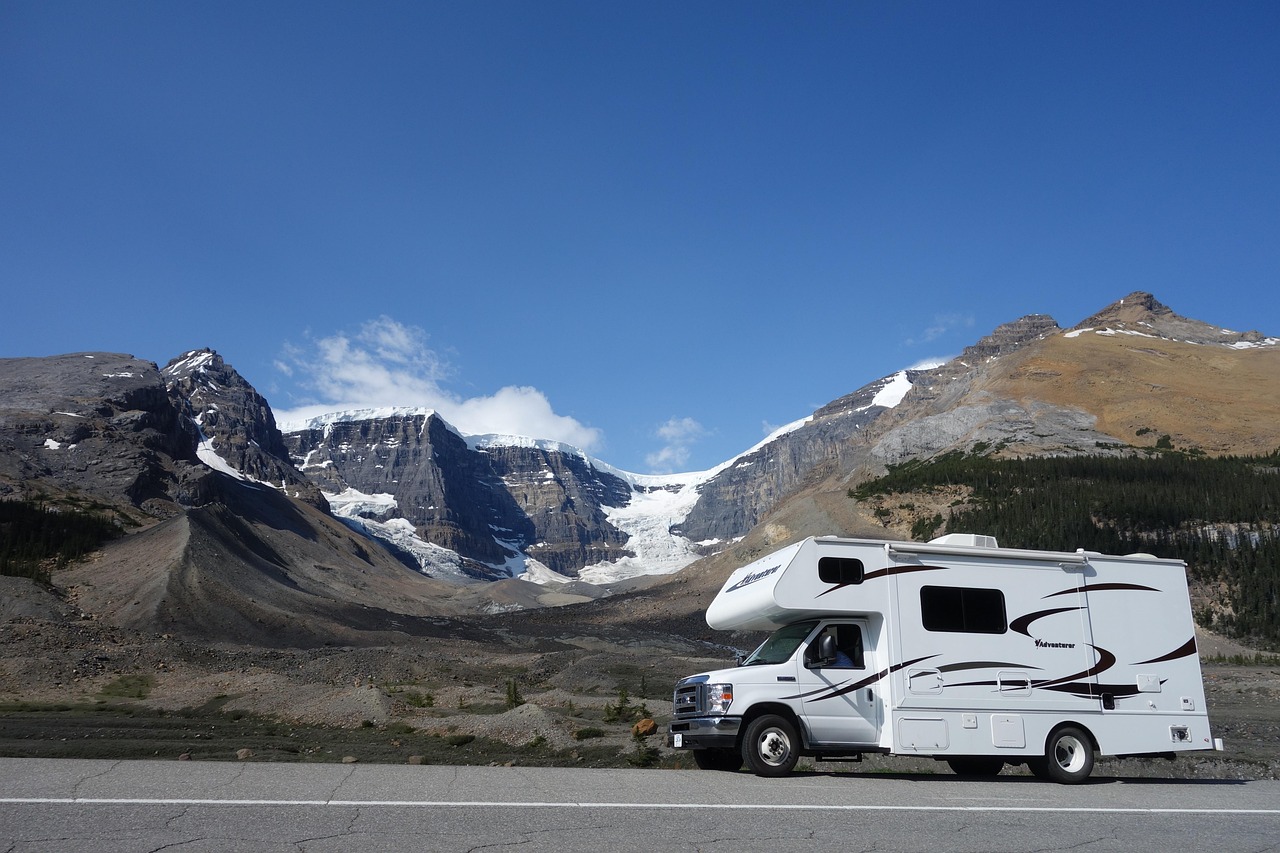 camper, rv, canada, british columbia, mountains, icefields, banff, bc, very beautiful, rocky mountains, asphalt, jasper, road, camping, vacations, summer, road trip, highway, caravan, travel, camper, camper, camper, camper, camper, rv, rv, rv, rv, camping, caravan, caravan